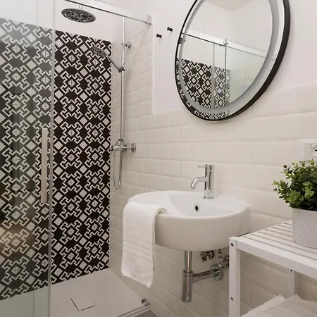 Revived Elegance In Триест