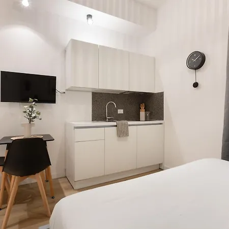 Revived Elegance In Appartement