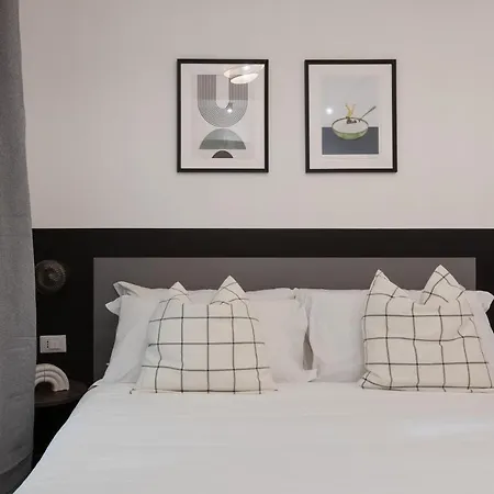 Revived Elegance In Appartement *